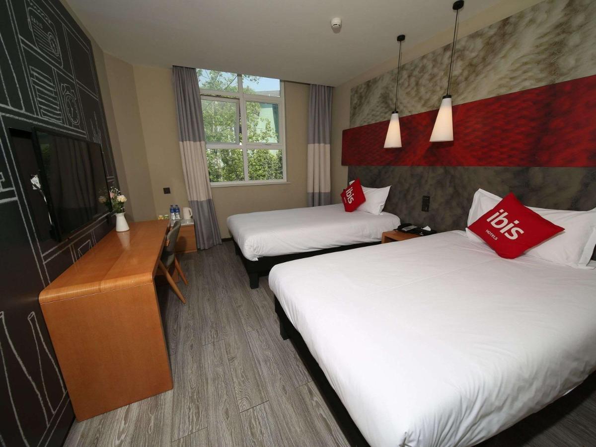 Ibis Chengdu Meizhou Center Eksteriør bilde