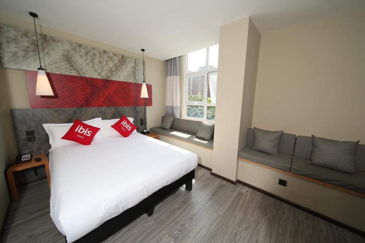 Ibis Chengdu Meizhou Center Eksteriør bilde