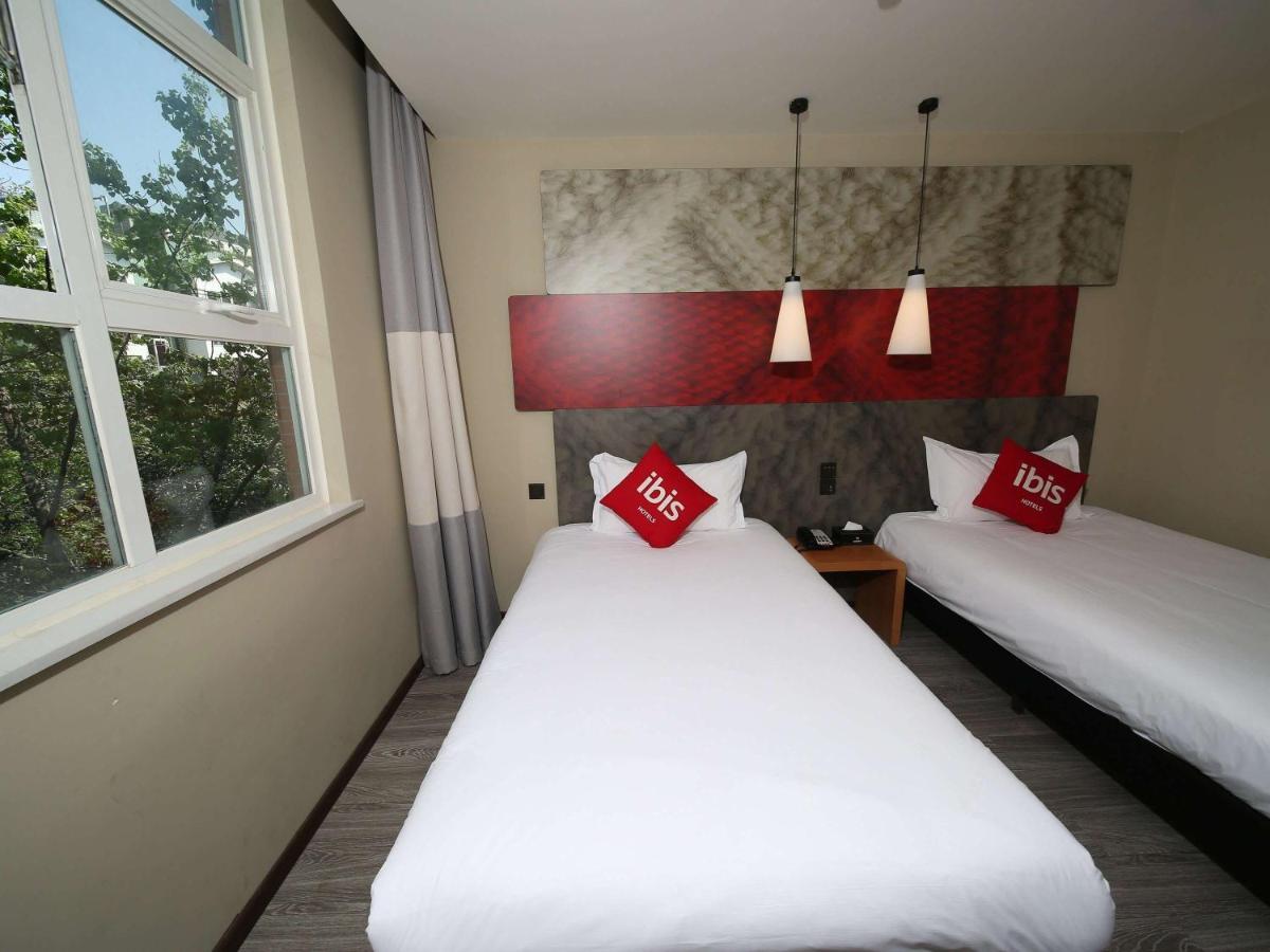 Ibis Chengdu Meizhou Center Eksteriør bilde